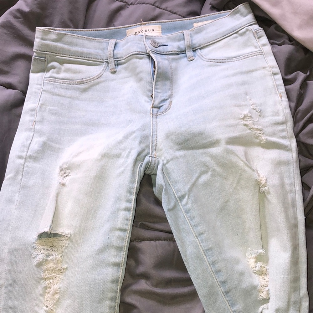 Light wash ripped jeans